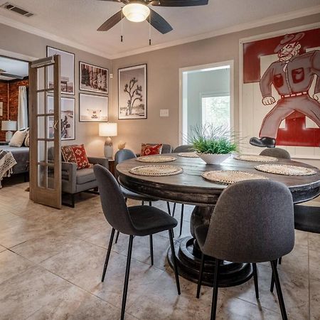 Villa Ol Sarge Retreat Outdoor Amenities Cozy Charm Bryan Exterior foto
