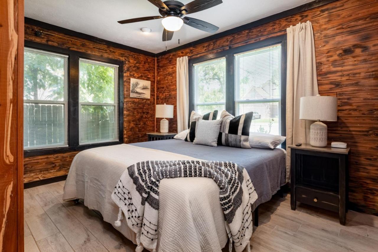 Villa Ol Sarge Retreat Outdoor Amenities Cozy Charm Bryan Exterior foto
