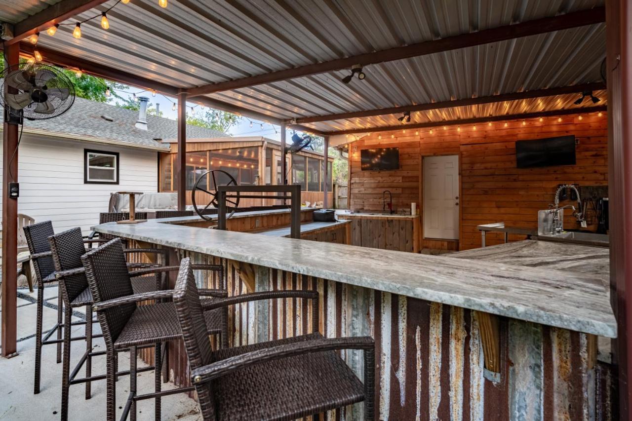 Villa Ol Sarge Retreat Outdoor Amenities Cozy Charm Bryan Exterior foto