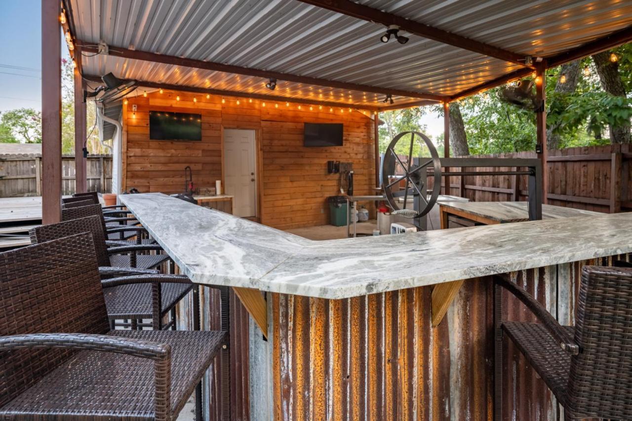 Villa Ol Sarge Retreat Outdoor Amenities Cozy Charm Bryan Exterior foto