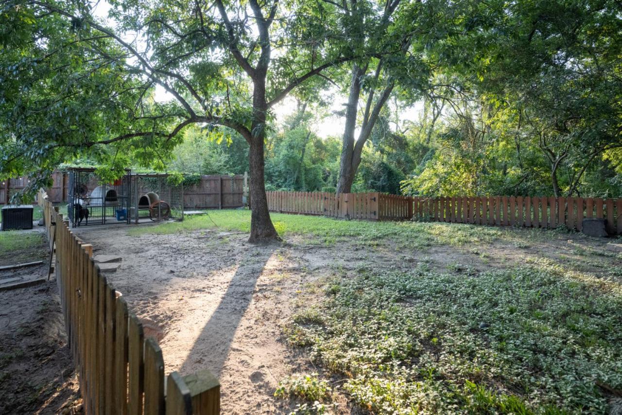 Villa Ol Sarge Retreat Outdoor Amenities Cozy Charm Bryan Exterior foto