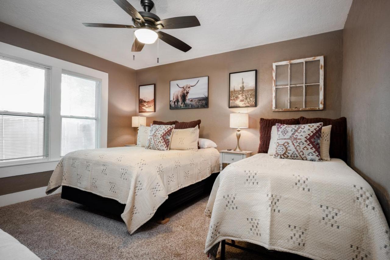 Villa Ol Sarge Retreat Outdoor Amenities Cozy Charm Bryan Exterior foto